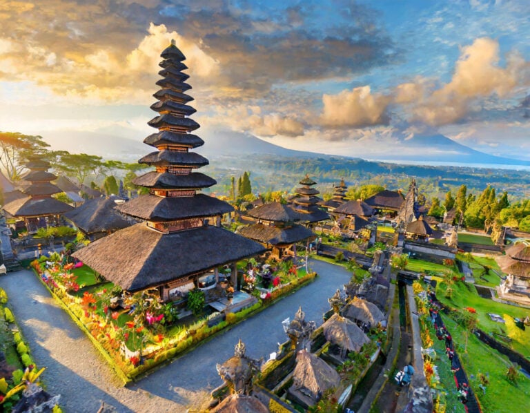 Indonesia eSIM Coverage Guide 2026: Networks, Bali Dead Zones & Island Signal